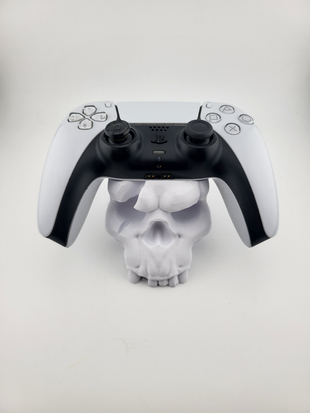 Controller stand ps5 skull